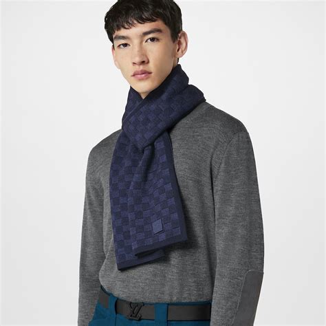 Light Damier Scarf S00 .